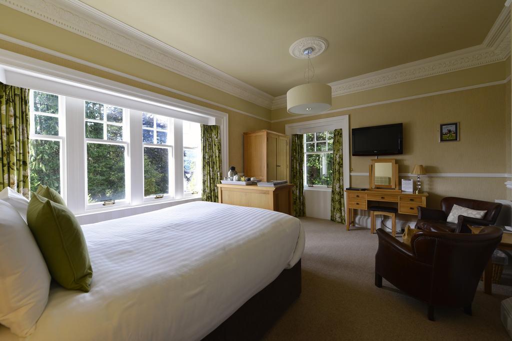 Torrdarach House Bed & Breakfast ピトロクリー エクステリア 写真